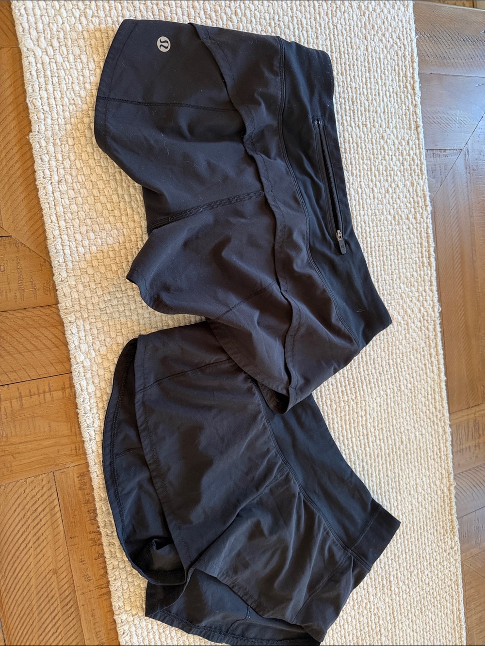 2 qty, Lululemon 2.5 speed up low-rise shorts size 2